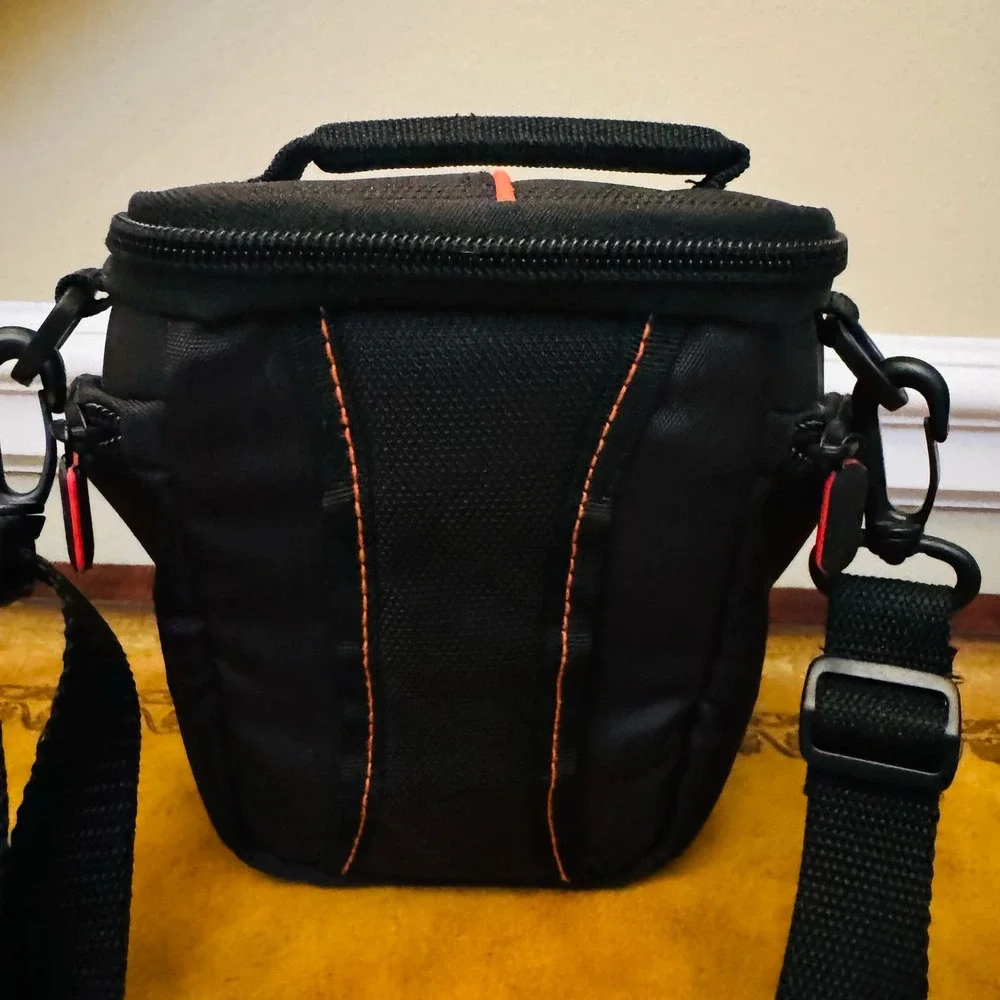 Case Logic Black Camera Storage Organization Case with Strap NEW - Picture 3 of 14